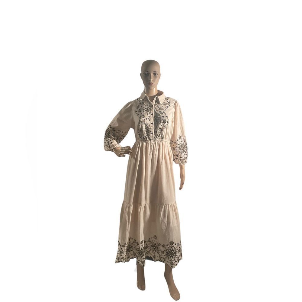 DressNaoo Women’s Size M Navy/Ivory Sleeve and Collar embroidery Detail Dress